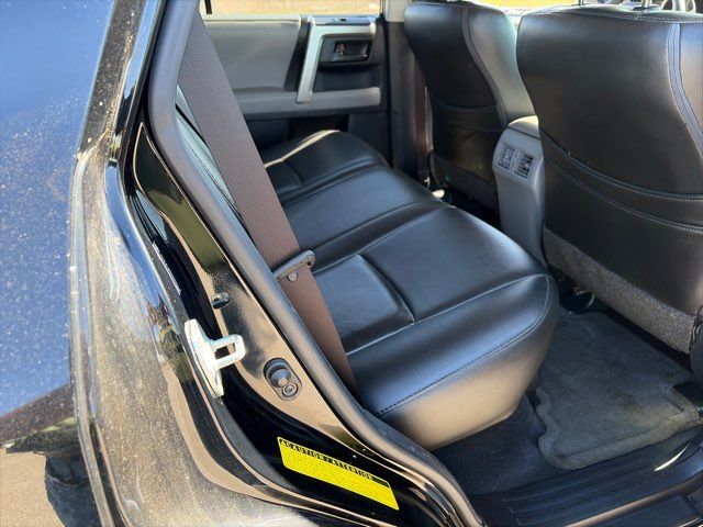 2010 Toyota 4Runner SR5 Sport Utility 2wd