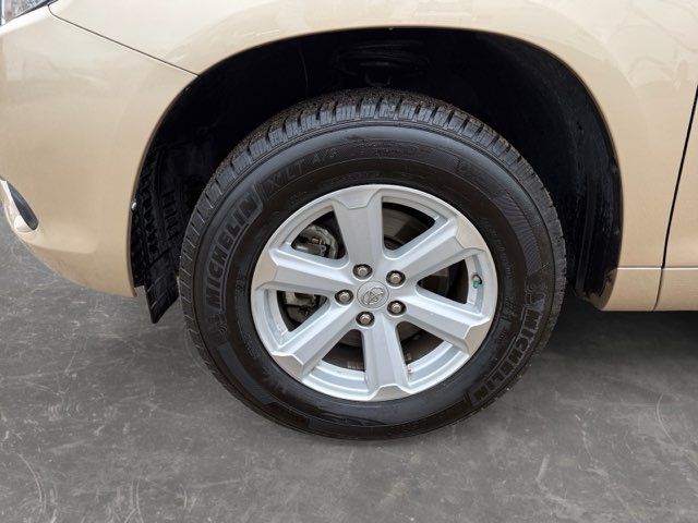 2010 Toyota Highlander Base