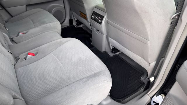 2010 Toyota Highlander Base