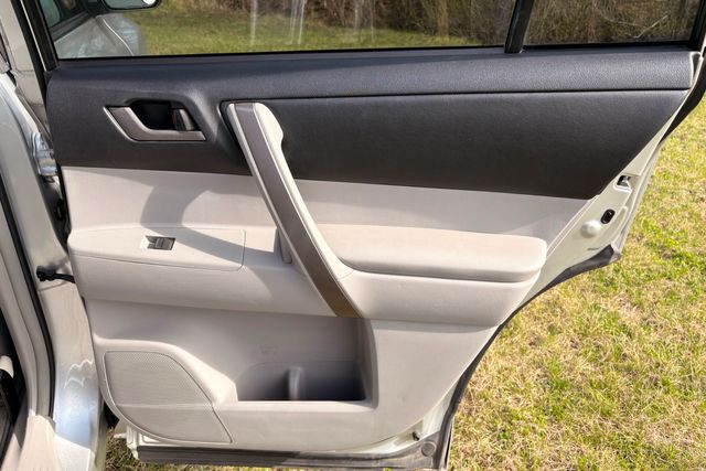 2010 Toyota Highlander SE AWD | Roscoe, IL | Autoland Outlets 2010 Toyota Highlander SE AWD | Roscoe, IL | Autoland Outlets