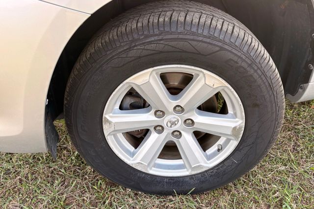 2010 Toyota Highlander SE AWD | Roscoe, IL | Autoland Outlets