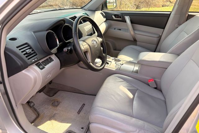 2010 Toyota Highlander SE AWD | Roscoe, IL | Autoland Outlets 2010 Toyota Highlander SE AWD | Roscoe, IL | Autoland Outlets