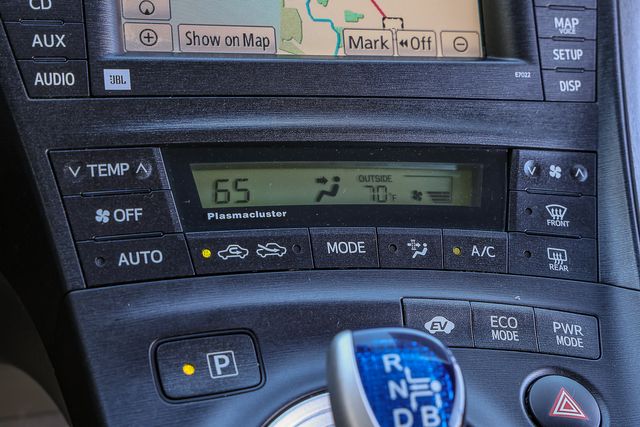 2010 Toyota Prius II