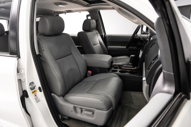 2010 Toyota Sequoia 2WD Limited Nav OneOwner 2ndRowCaptains JBL | Dallas, TX | Stevens Motor Company LLC