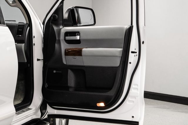 2010 Toyota Sequoia 2WD Limited Nav OneOwner 2ndRowCaptains JBL | Dallas, TX | Stevens Motor Company LLC