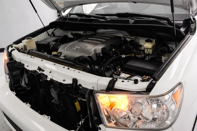 2010 Toyota Sequoia 2WD Limited Nav OneOwner 2ndRowCaptains JBL | Dallas, TX | Stevens Motor Company LLC