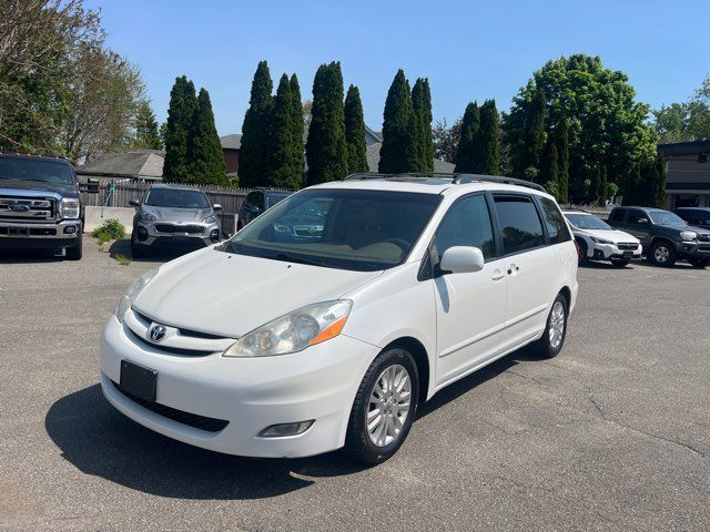 2010 Toyota Sienna XLE | West Springfield , MA | Baron Auto Sales
