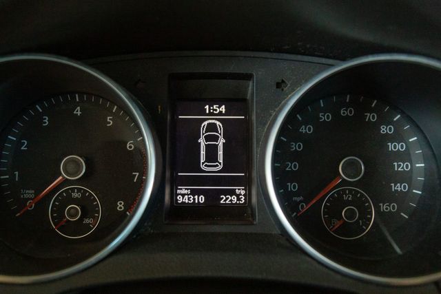 2010 Volkswagen Golf 2.5L PZEV