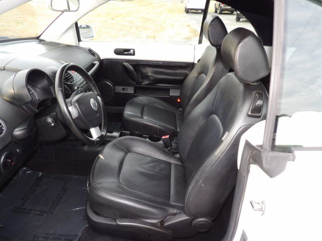 2010 Volkswagen New Beetle Convertible Base | Dalton, GA | Paniagua Auto Mall 2010 Volkswagen New Beetle Convertible Base | Dalton, GA | Paniagua Auto Mall