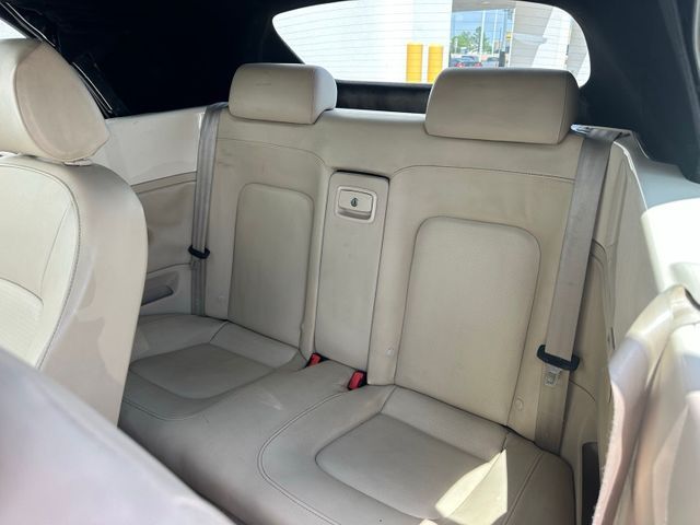 2010 Volkswagen New Beetle Convertible 2.5L Black Tie Edition