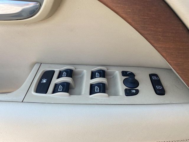 2010 Volvo XC70 3.2L | Maryland Heights, MO | Continental Auto Sales 2010 Volvo XC70 3.2L | Maryland Heights, MO | Continental Auto Sales