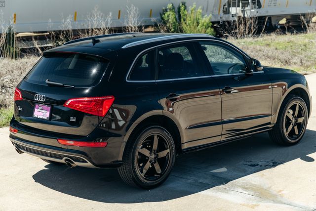 2011 Audi Q5 3.2 quattro Premium Plus | Addison, TX | Apex Auto Sports 2011 Audi Q5 3.2 quattro Premium Plus | Addison, TX | Apex Auto Sports