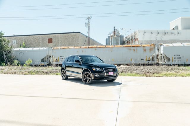 2011 Audi Q5 3.2 quattro Premium Plus | Addison, TX | Apex Auto Sports 2011 Audi Q5 3.2 quattro Premium Plus | Addison, TX | Apex Auto Sports