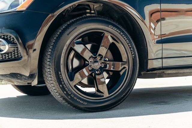 2011 Audi Q5 3.2 quattro Premium Plus | Addison, TX | Apex Auto Sports 2011 Audi Q5 3.2 quattro Premium Plus | Addison, TX | Apex Auto Sports