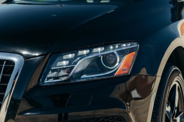 2011 Audi Q5 3.2 quattro Premium Plus | Addison, TX | Apex Auto Sports