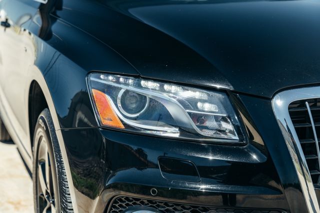 2011 Audi Q5 3.2 quattro Premium Plus | Addison, TX | Apex Auto Sports 2011 Audi Q5 3.2 quattro Premium Plus | Addison, TX | Apex Auto Sports