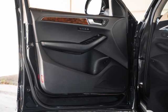 2011 Audi Q5 3.2 quattro Premium Plus | Addison, TX | Apex Auto Sports