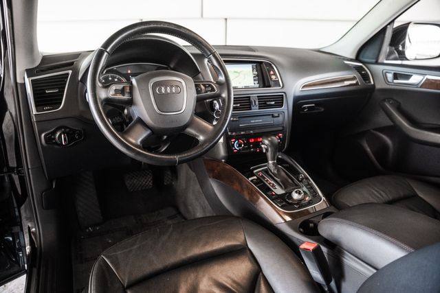 2011 Audi Q5 3.2 quattro Premium Plus | Addison, TX | Apex Auto Sports