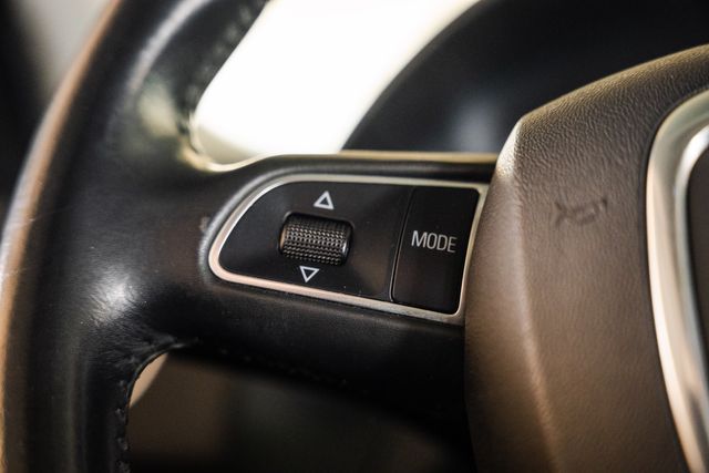 2011 Audi Q5 3.2 quattro Premium Plus | Addison, TX | Apex Auto Sports