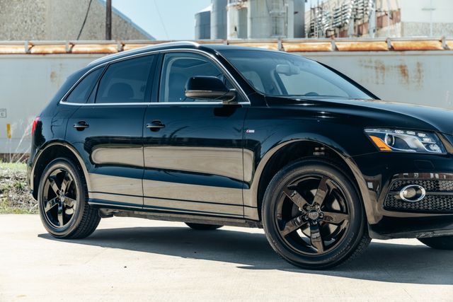 2011 Audi Q5 3.2 quattro Premium Plus | Addison, TX | Apex Auto Sports