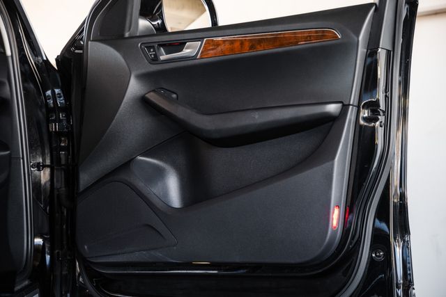 2011 Audi Q5 3.2 quattro Premium Plus | Addison, TX | Apex Auto Sports 2011 Audi Q5 3.2 quattro Premium Plus | Addison, TX | Apex Auto Sports