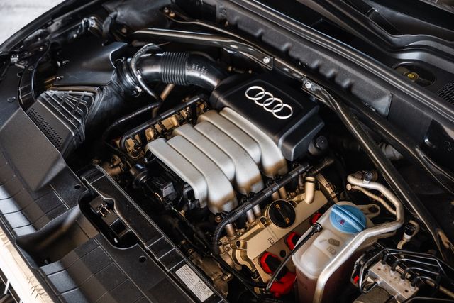 2011 Audi Q5 3.2 quattro Premium Plus | Addison, TX | Apex Auto Sports 2011 Audi Q5 3.2 quattro Premium Plus | Addison, TX | Apex Auto Sports