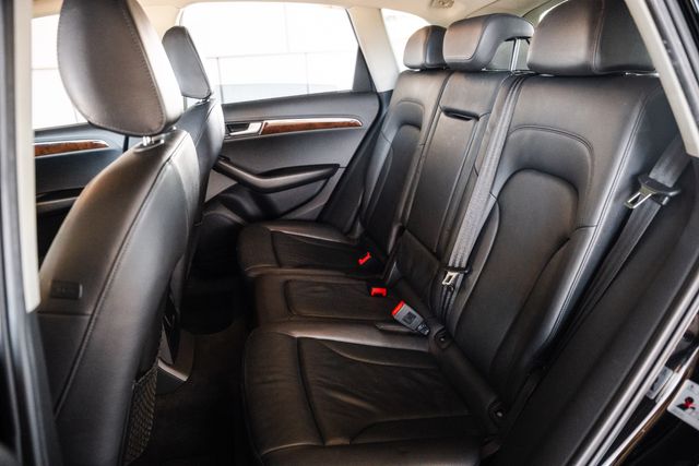 2011 Audi Q5 3.2 quattro Premium Plus | Addison, TX | Apex Auto Sports 2011 Audi Q5 3.2 quattro Premium Plus | Addison, TX | Apex Auto Sports