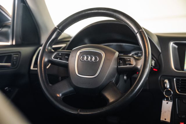 2011 Audi Q5 3.2 quattro Premium Plus | Addison, TX | Apex Auto Sports