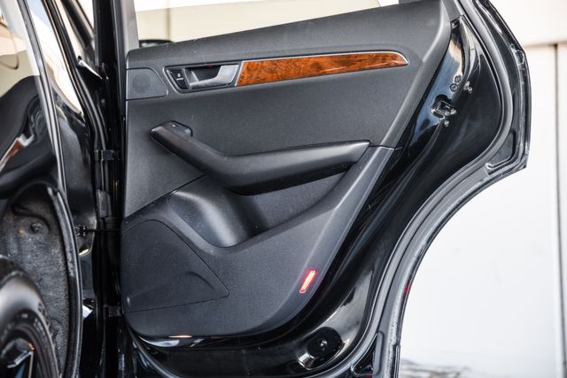 2011 Audi Q5 3.2 quattro Premium Plus | Addison, TX | Apex Auto Sports