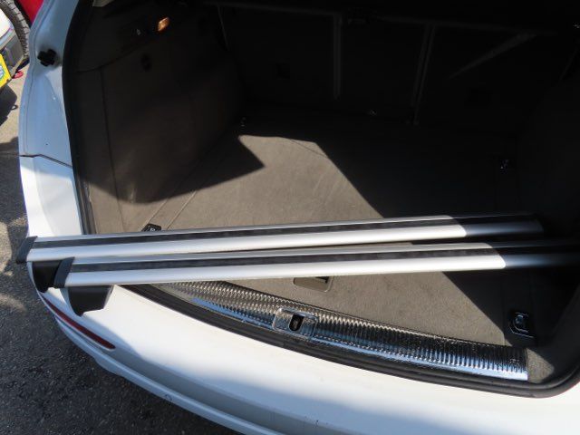 2011 Audi Q5 2.0T quattro Premium Plus