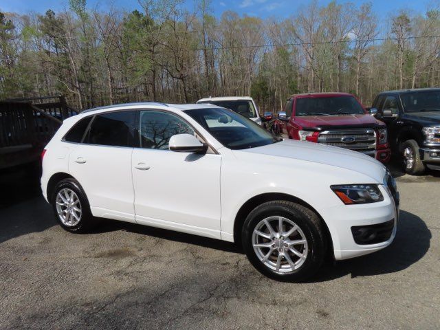 2011 Audi Q5 2.0T quattro Premium Plus