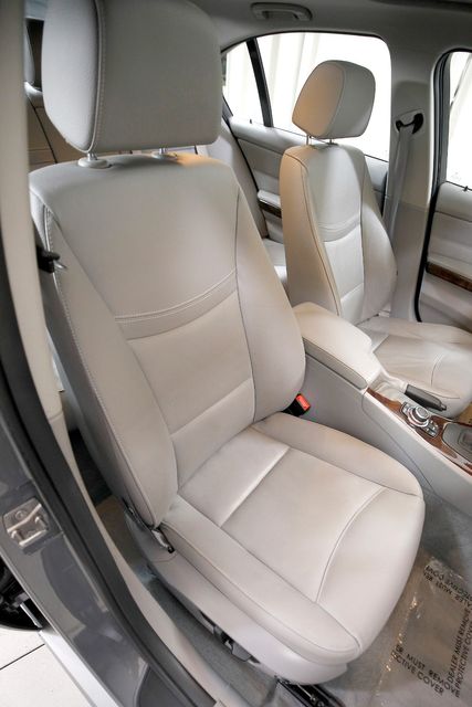 2011 BMW 3 Series 335d | Burbank, California | MDK International 2011 BMW 3 Series 335d | Burbank, California | MDK International