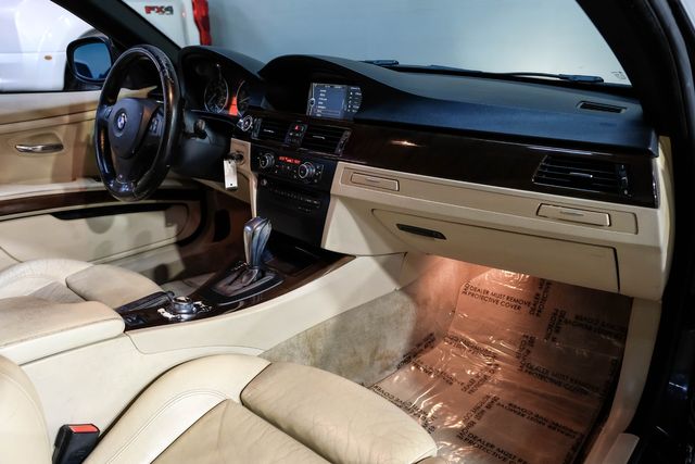 2011 BMW 335i Convertible M SPORT PKG Premium Pkg NAV 18" Wheels | Dallas, TX | East Dallas Diesel 2011 BMW 335i Convertible M SPORT PKG Premium Pkg NAV 18" Wheels | Dallas, TX | East Dallas Diesel