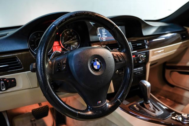2011 BMW 335i Convertible M SPORT PKG Premium Pkg NAV 18" Wheels | Dallas, TX | East Dallas Diesel 2011 BMW 335i Convertible M SPORT PKG Premium Pkg NAV 18" Wheels | Dallas, TX | East Dallas Diesel