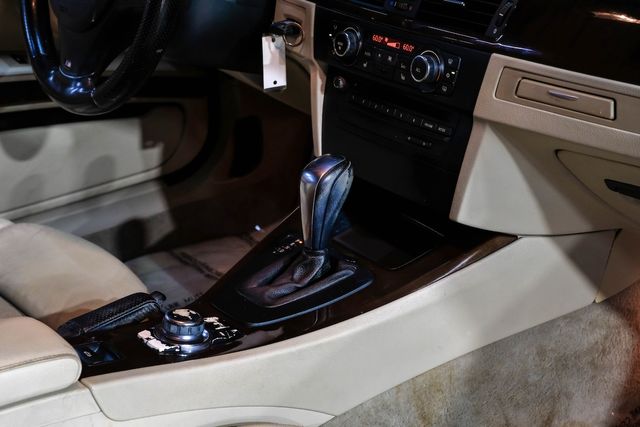 2011 BMW 335i Convertible M SPORT PKG Premium Pkg NAV 18" Wheels | Dallas, TX | East Dallas Diesel 2011 BMW 335i Convertible M SPORT PKG Premium Pkg NAV 18" Wheels | Dallas, TX | East Dallas Diesel