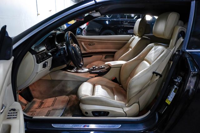 2011 BMW 335i Convertible M SPORT PKG Premium Pkg NAV 18" Wheels | Dallas, TX | East Dallas Diesel 2011 BMW 335i Convertible M SPORT PKG Premium Pkg NAV 18" Wheels | Dallas, TX | East Dallas Diesel