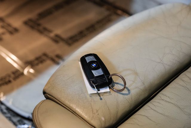 2011 BMW 335i Convertible M SPORT PKG Premium Pkg NAV 18" Wheels | Dallas, TX | East Dallas Diesel 2011 BMW 335i Convertible M SPORT PKG Premium Pkg NAV 18" Wheels | Dallas, TX | East Dallas Diesel