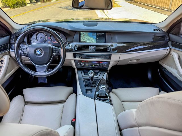 2011 BMW 5 Series 535i - 6spd MANUAL - | Agoura Hills, CA | SoCal Auto Group 2011 BMW 5 Series 535i - 6spd MANUAL - | Agoura Hills, CA | SoCal Auto Group