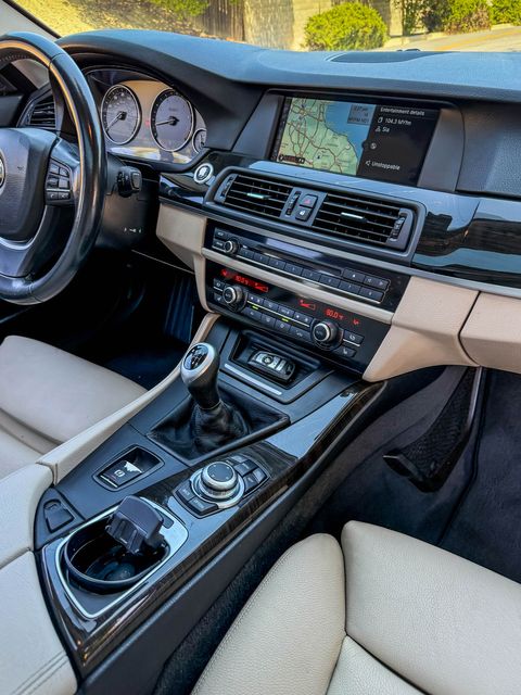 2011 BMW 5 Series 535i - 6spd MANUAL - | Agoura Hills, CA | SoCal Auto Group 2011 BMW 5 Series 535i - 6spd MANUAL - | Agoura Hills, CA | SoCal Auto Group
