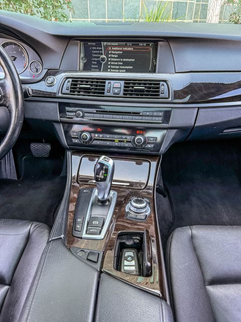 2011 BMW 5 Series 535i xDrive | Agoura Hills, CA | SoCal Auto Group 2011 BMW 5 Series 535i xDrive | Agoura Hills, CA | SoCal Auto Group