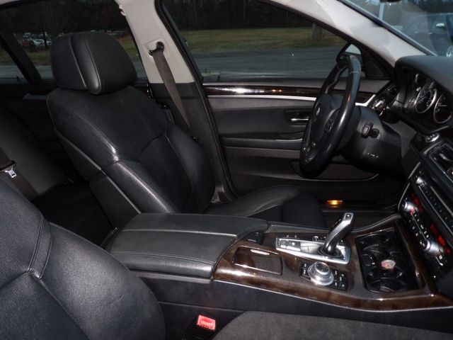 2011 BMW 5 Series 550i | Dalton, GA | Paniagua Auto Mall 2011 BMW 5 Series 550i | Dalton, GA | Paniagua Auto Mall