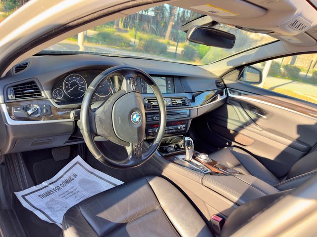 2011 BMW 5 Series 535i xDrive 2011 BMW 5 Series 535i xDrive