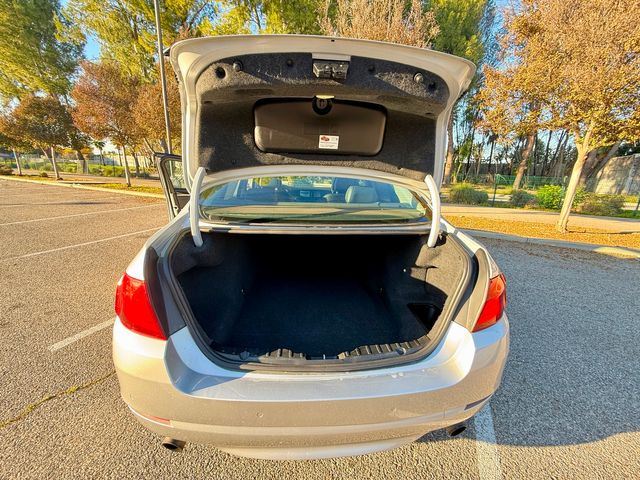 2011 BMW 5 Series 535i xDrive 2011 BMW 5 Series 535i xDrive