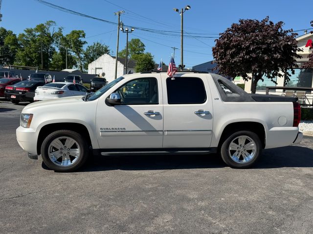 2011 Chevrolet Avalanche LTZ | Nashville, TN | Auto Mart Used Cars Inc. 2011 Chevrolet Avalanche LTZ | Nashville, TN | Auto Mart Used Cars Inc.