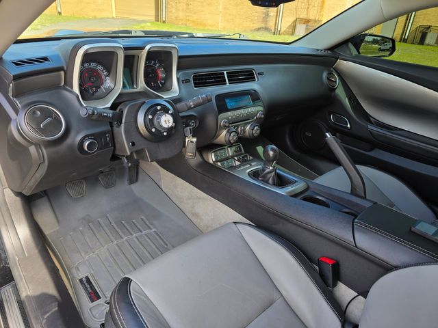 2011 Chevrolet Camaro 2SS RS