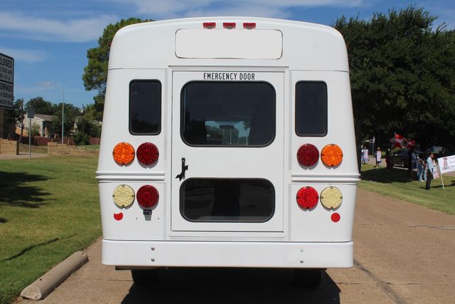 2011 Chevrolet Express 3500 10 Passenger Kinder Care School Bus | Irving, Texas | Lonestar Automart Inc. 2011 Chevrolet Express 3500 10 Passenger Kinder Care School Bus | Irving, Texas | Lonestar Automart Inc.