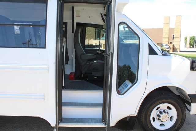 2011 Chevrolet Express 3500 10 Passenger Kinder Care School Bus | Irving, Texas | Lonestar Automart Inc. 2011 Chevrolet Express 3500 10 Passenger Kinder Care School Bus | Irving, Texas | Lonestar Automart Inc.