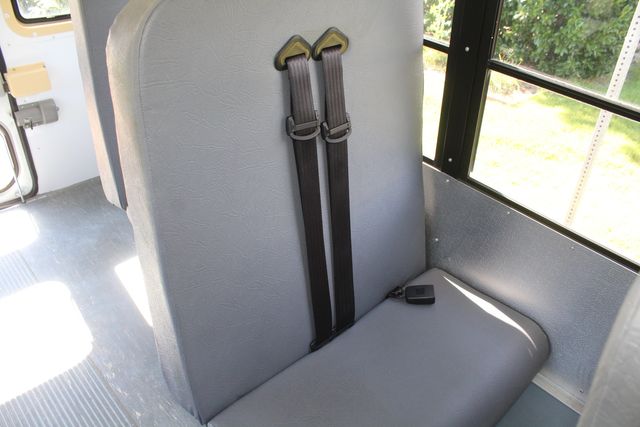 2011 Chevrolet Express 3500 10 Passenger Kinder Care School Bus | Irving, Texas | Lonestar Automart Inc. 2011 Chevrolet Express 3500 10 Passenger Kinder Care School Bus | Irving, Texas | Lonestar Automart Inc.