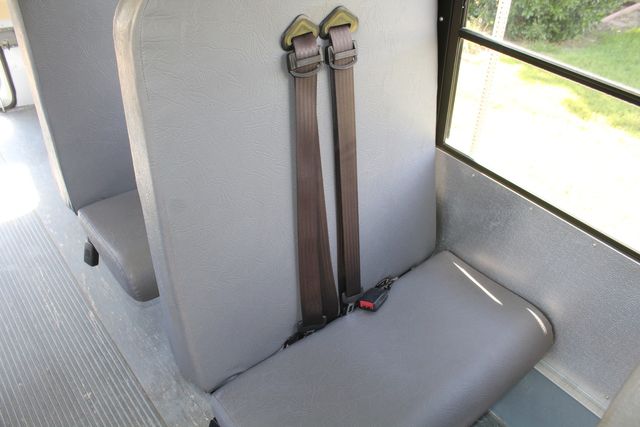 2011 Chevrolet Express 3500 10 Passenger Kinder Care School Bus | Irving, Texas | Lonestar Automart Inc. 2011 Chevrolet Express 3500 10 Passenger Kinder Care School Bus | Irving, Texas | Lonestar Automart Inc.