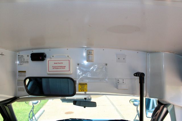 2011 Chevrolet Express 3500 10 Passenger Kinder Care School Bus | Irving, Texas | Lonestar Automart Inc. 2011 Chevrolet Express 3500 10 Passenger Kinder Care School Bus | Irving, Texas | Lonestar Automart Inc.